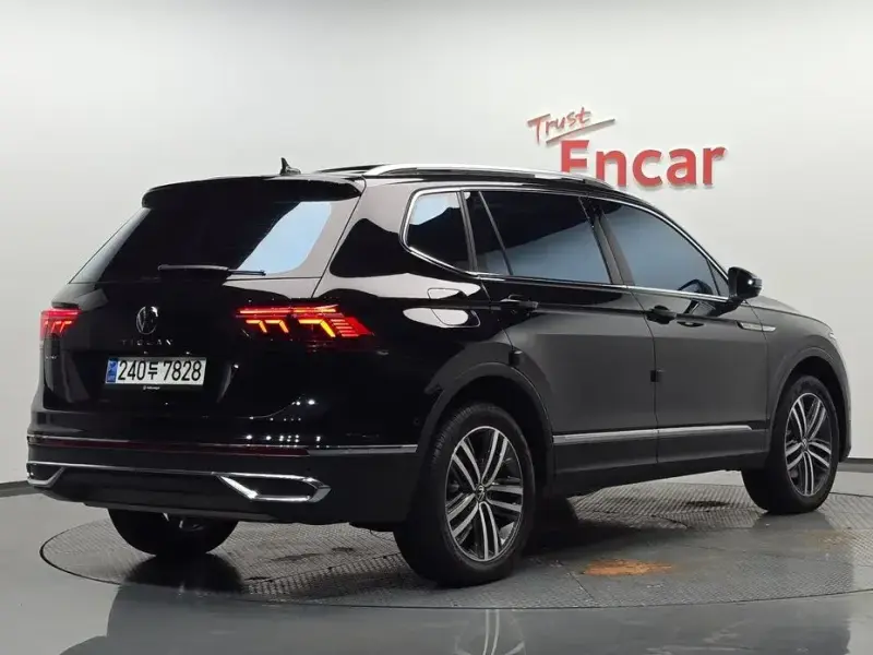 2023 Volkswagen Tiguan с пробегом 32 018 км