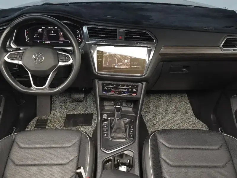 2023 Volkswagen Tiguan с пробегом 32 018 км
