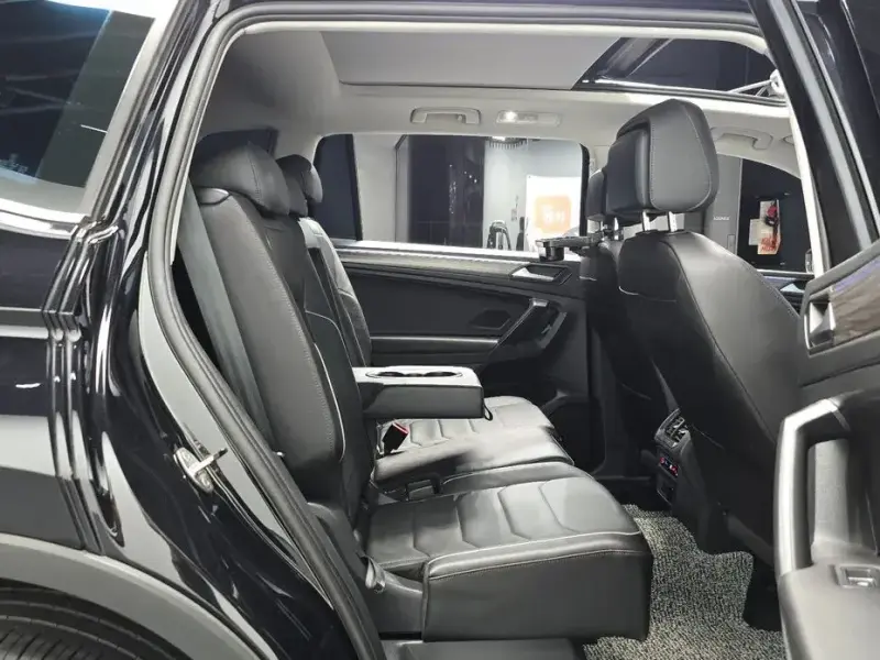 2023 Volkswagen Tiguan с пробегом 32 018 км