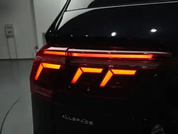 2023 Volkswagen Tiguan с пробегом 32 018 км