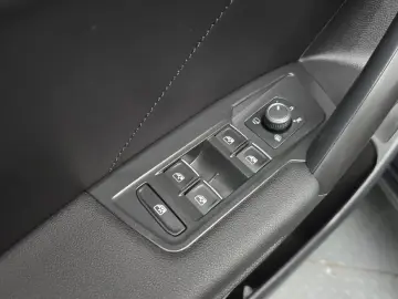 2023 Volkswagen Tiguan с пробегом 32 018 км