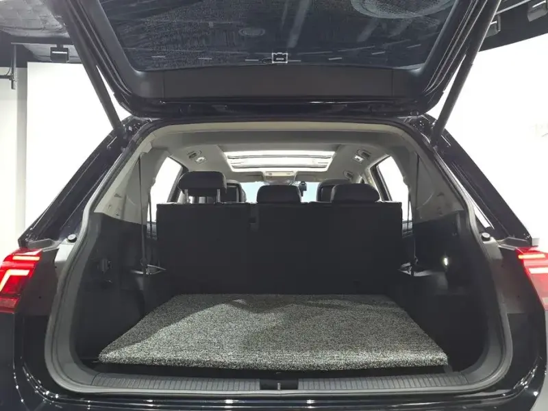 2023 Volkswagen Tiguan с пробегом 32 018 км