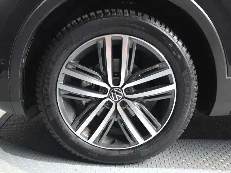 2022 Volkswagen Tiguan с пробегом 52 534 км
