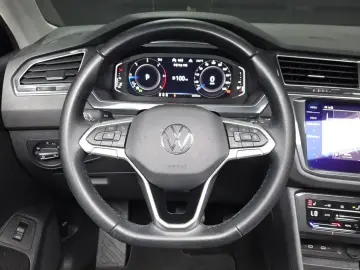 2022 Volkswagen Tiguan с пробегом 52 534 км