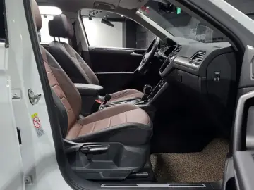 2022 Volkswagen Tiguan с пробегом 21 688 км