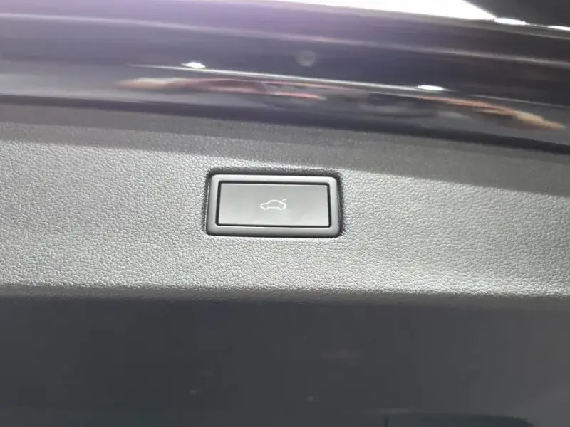 2022 Volkswagen Tiguan с пробегом 52 534 км