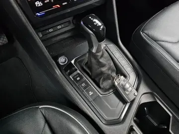 2021 Volkswagen Tiguan с пробегом 63 889 км