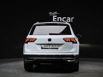 2023 Volkswagen Tiguan с пробегом 53 921 км