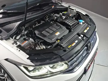 2023 Volkswagen Tiguan с пробегом 53 921 км