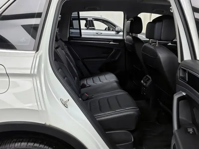 2022 Volkswagen Tiguan с пробегом 54 492 км