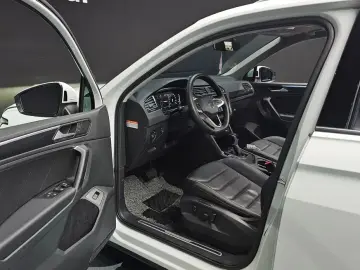 2023 Volkswagen Tiguan с пробегом 53 921 км