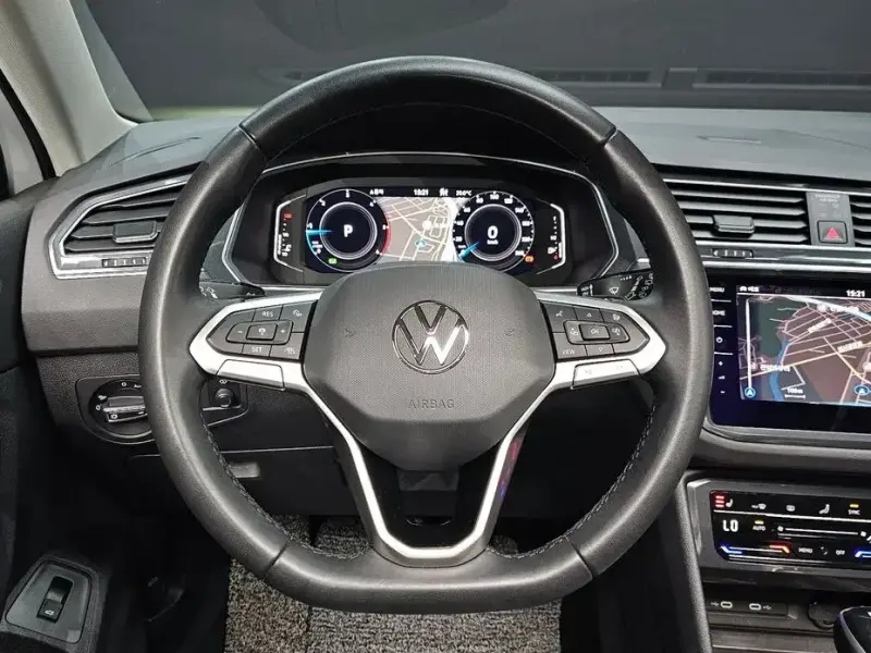 2023 Volkswagen Tiguan с пробегом 53 921 км