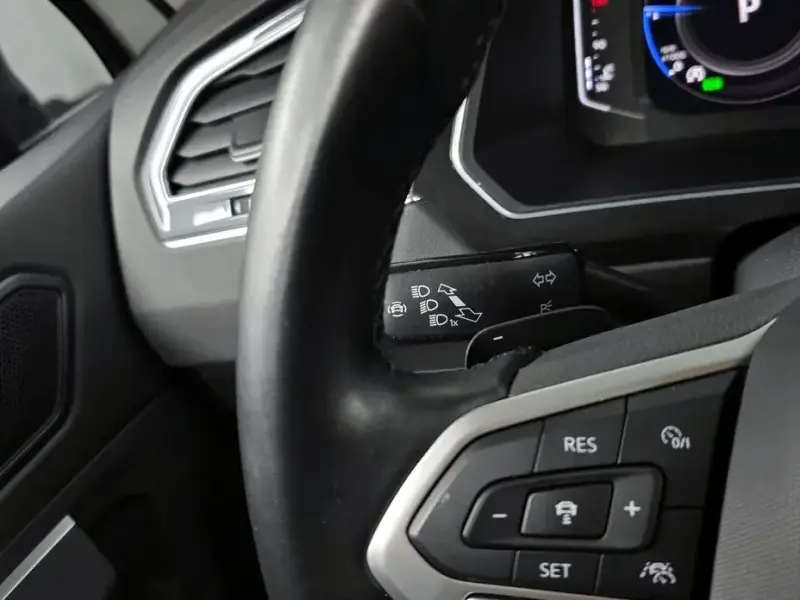 2022 Volkswagen Tiguan с пробегом 54 492 км