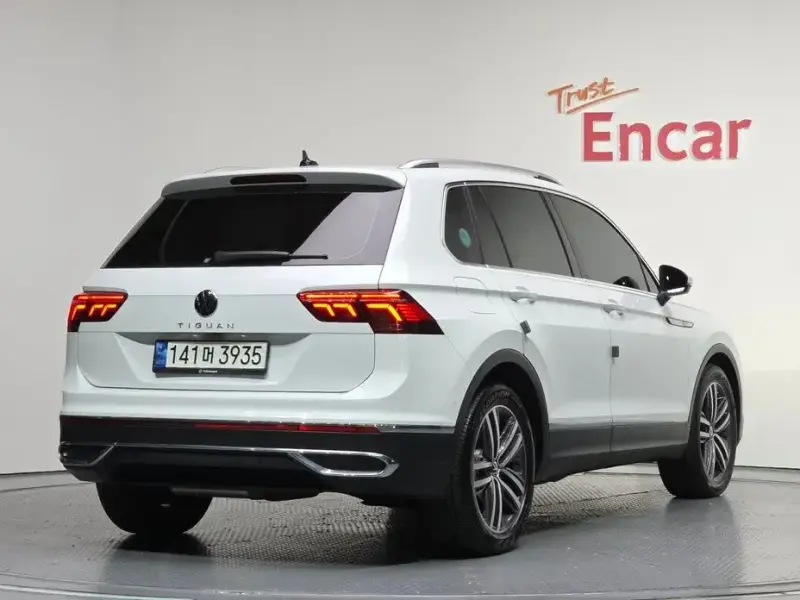 2021 Volkswagen Tiguan с пробегом 27 313 км