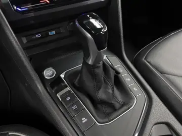 2021 Volkswagen Tiguan с пробегом 27 313 км