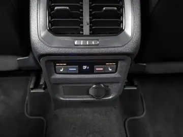 2021 Volkswagen Tiguan с пробегом 27 313 км