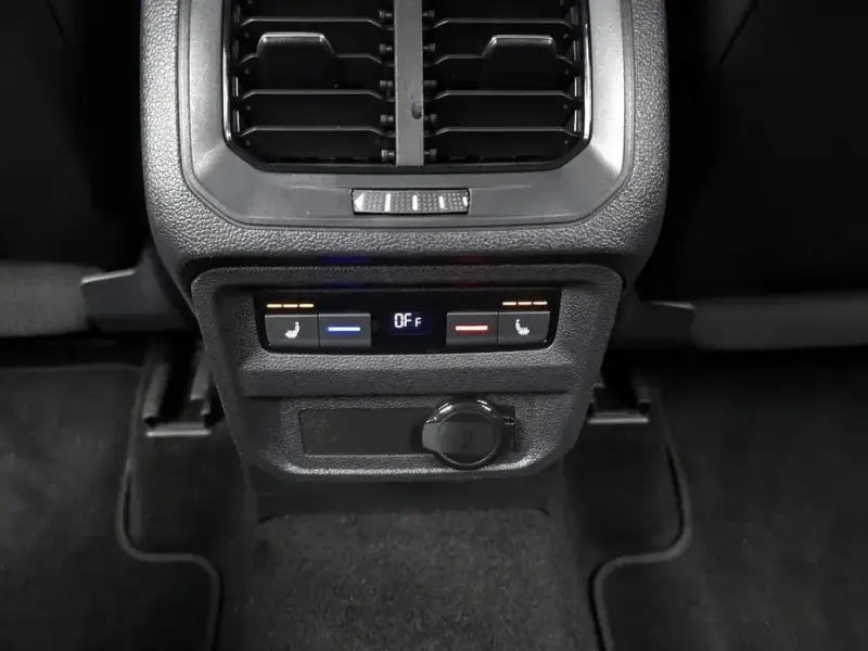 2021 Volkswagen Tiguan с пробегом 27 313 км