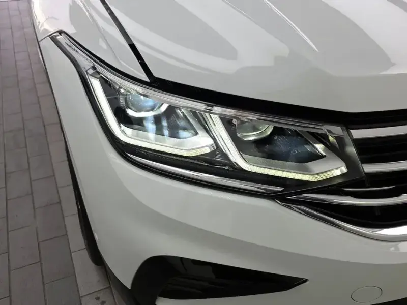 2021 Volkswagen Tiguan с пробегом 27 313 км