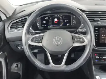2022 Volkswagen Tiguan с пробегом 56 237 км