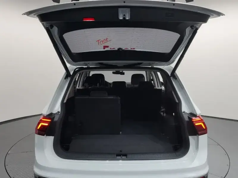 2022 Volkswagen Tiguan с пробегом 56 237 км
