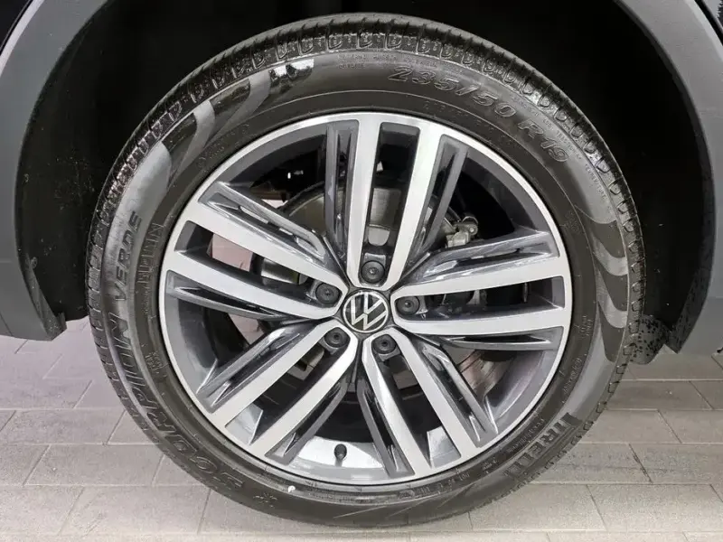 2022 Volkswagen Tiguan с пробегом 38 936 км