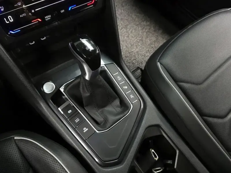 2022 Volkswagen Tiguan с пробегом 38 936 км