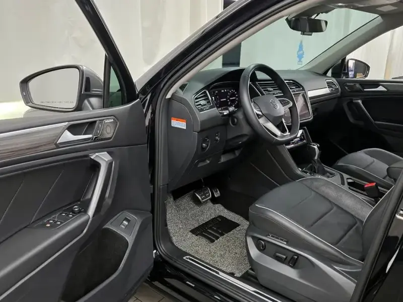 2022 Volkswagen Tiguan с пробегом 38 936 км
