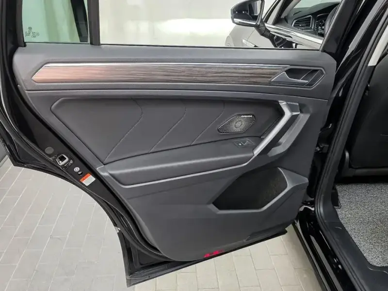 2022 Volkswagen Tiguan с пробегом 38 936 км