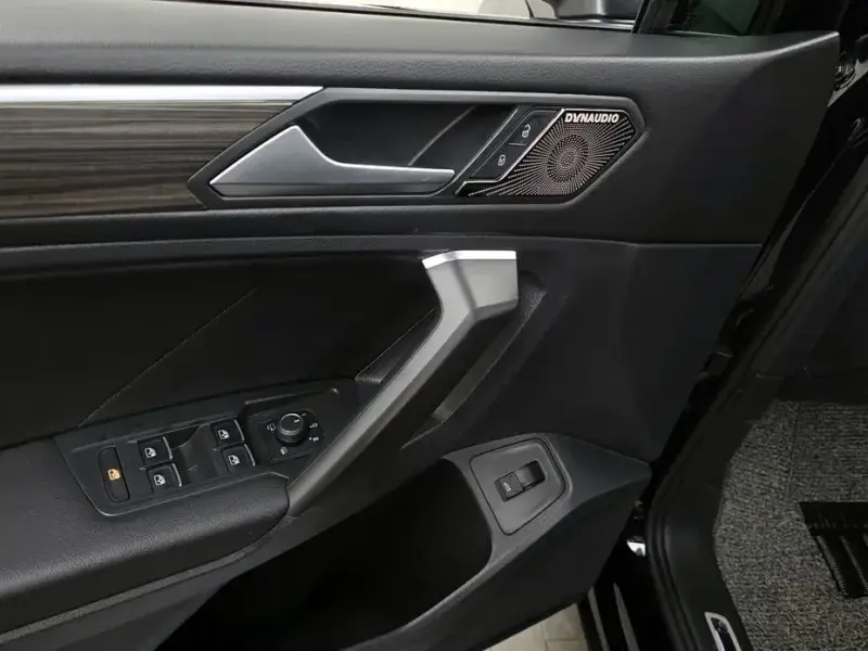 2022 Volkswagen Tiguan с пробегом 38 936 км