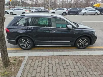 2023 Volkswagen Tiguan с пробегом 25 200 км