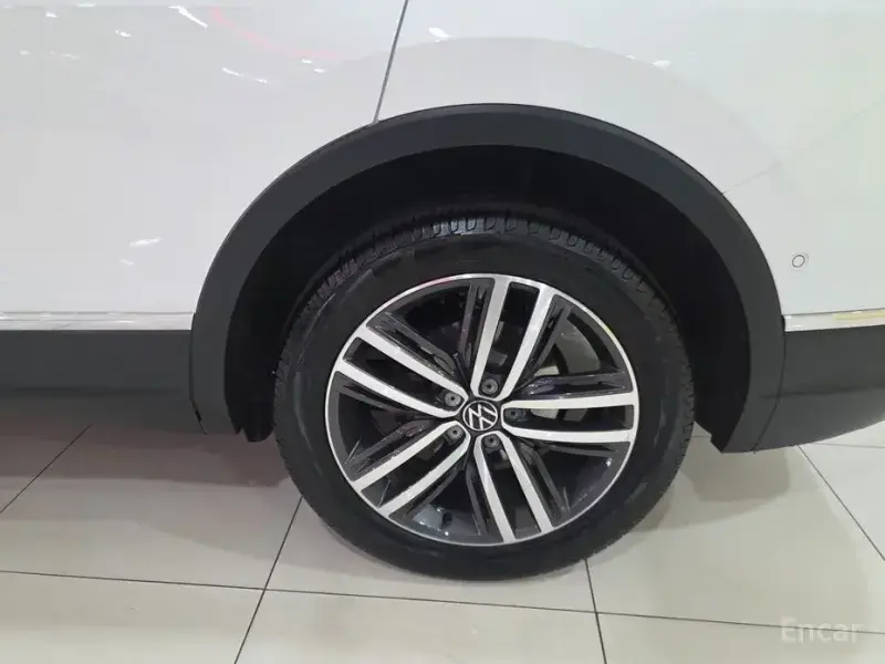 2023 Volkswagen Tiguan с пробегом 59 500 км