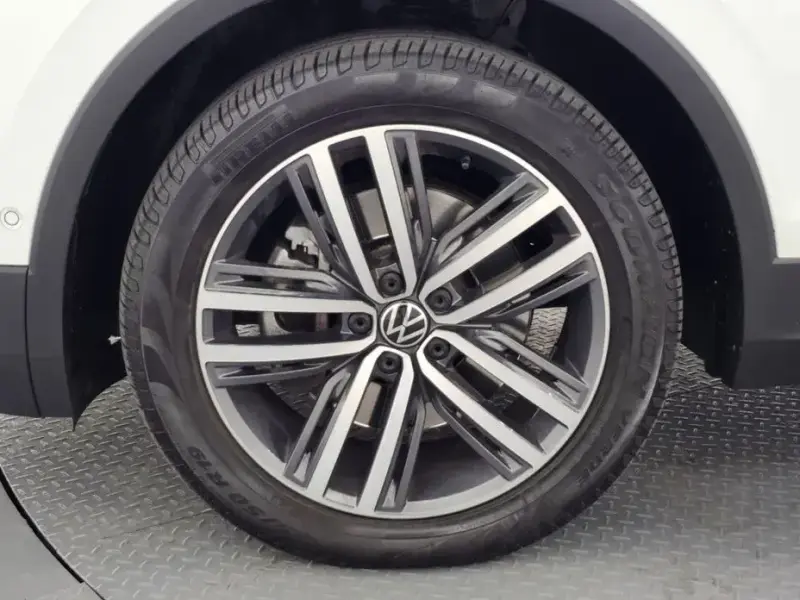 2023 Volkswagen Tiguan с пробегом 30 223 км
