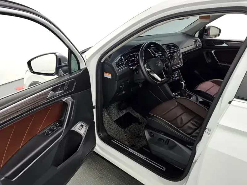 2023 Volkswagen Tiguan с пробегом 30 223 км