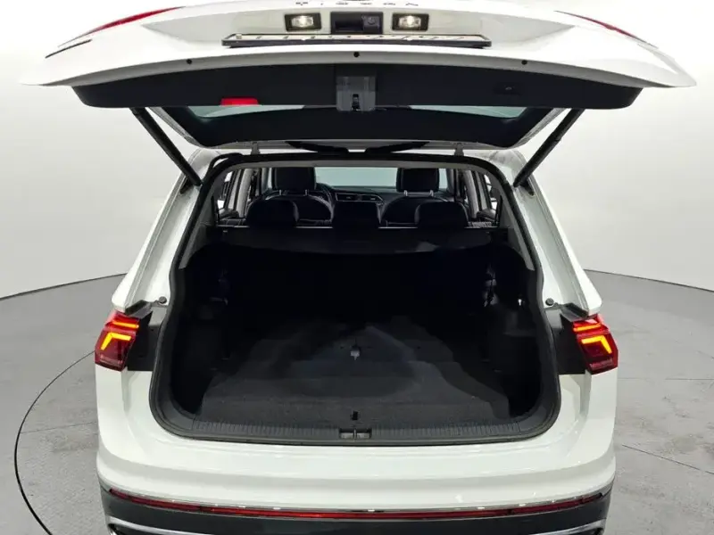 2023 Volkswagen Tiguan с пробегом 30 223 км