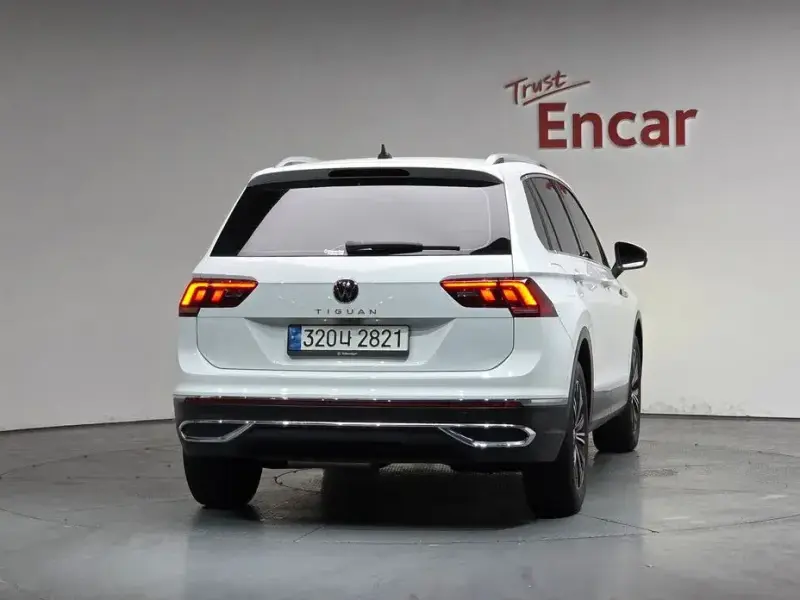 2022 Volkswagen Tiguan с пробегом 48 338 км