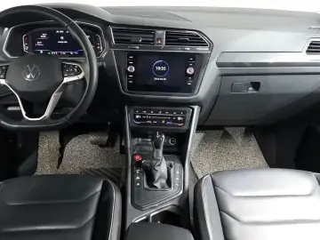 2022 Volkswagen Tiguan с пробегом 48 338 км