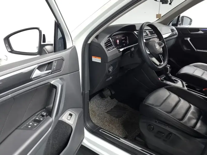 2022 Volkswagen Tiguan с пробегом 48 338 км