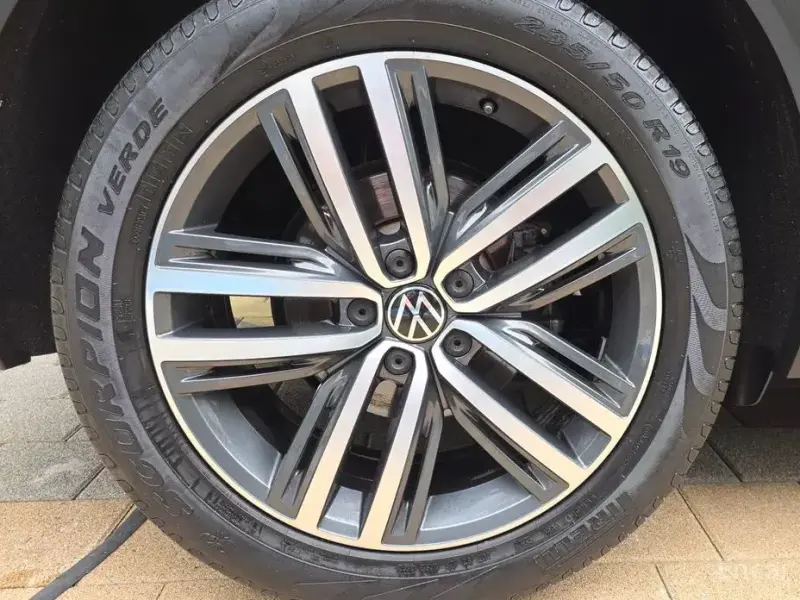 2023 Volkswagen Tiguan с пробегом 73 000 км