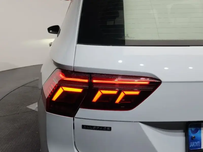 2023 Volkswagen Tiguan с пробегом 35 875 км