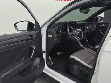 2021 Volkswagen T-Roc с пробегом 12 298 км
