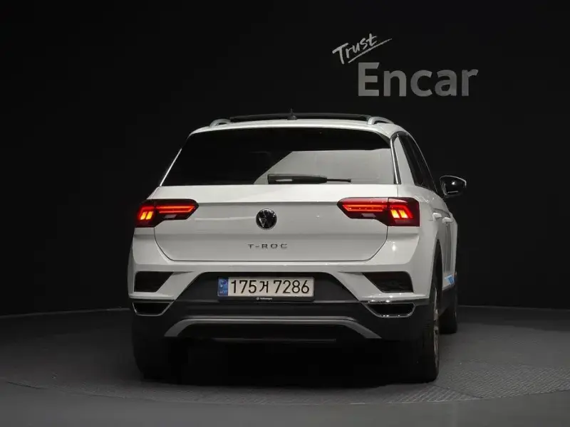 2021 Volkswagen T-Roc с пробегом 48 183 км