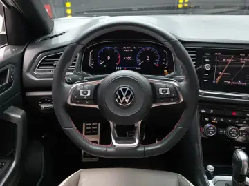 2021 Volkswagen T-Roc с пробегом 48 183 км