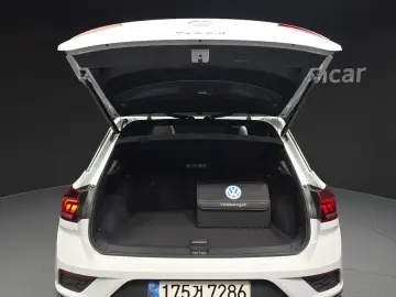 2021 Volkswagen T-Roc с пробегом 48 183 км