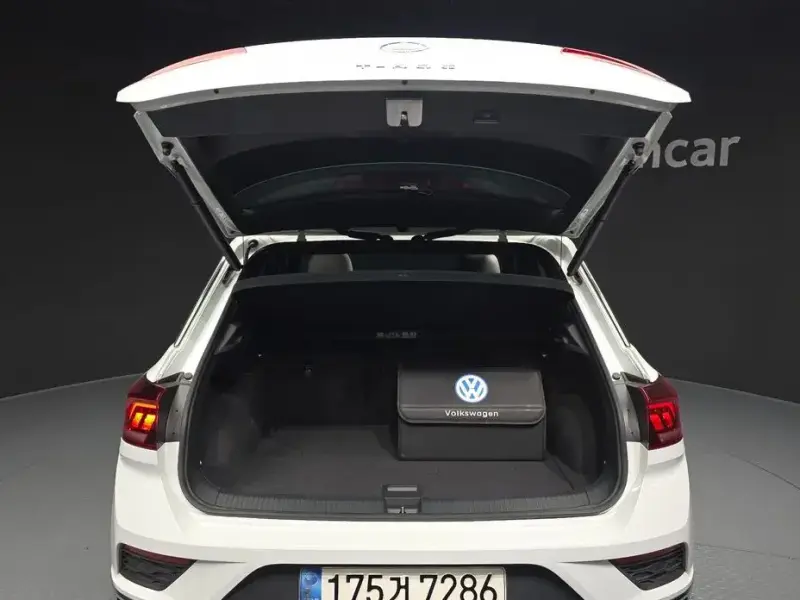 2021 Volkswagen T-Roc с пробегом 48 183 км