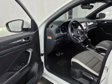 2021 Volkswagen T-Roc с пробегом 65 998 км
