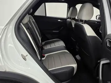 2021 Volkswagen T-Roc с пробегом 65 998 км