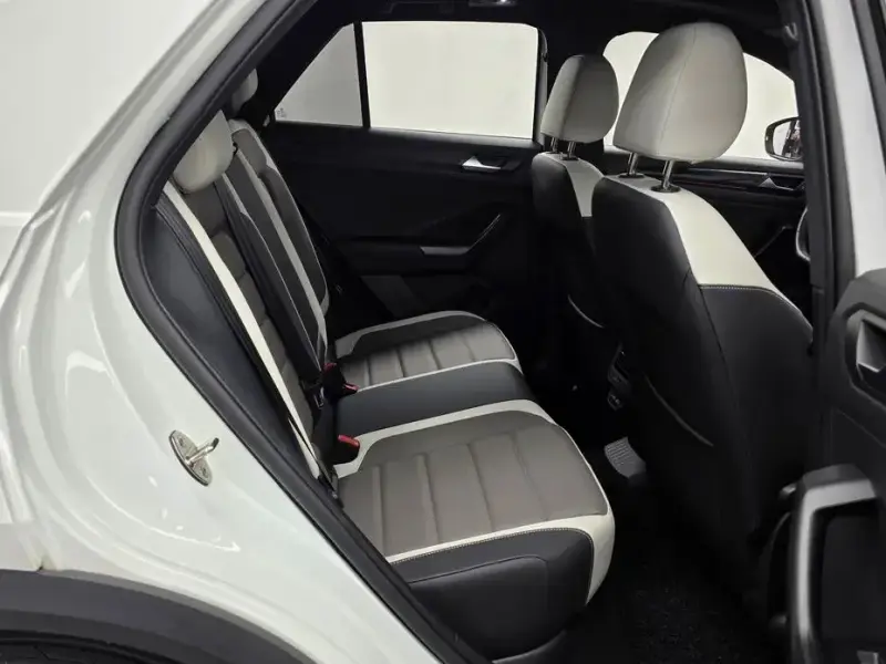2021 Volkswagen T-Roc с пробегом 65 998 км