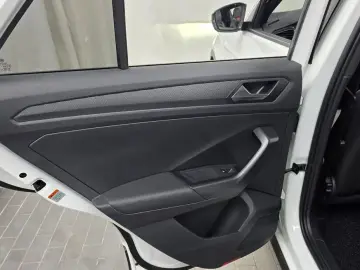 2021 Volkswagen T-Roc с пробегом 65 998 км