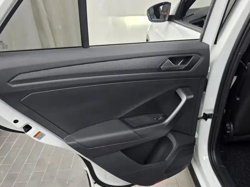 2021 Volkswagen T-Roc с пробегом 65 998 км