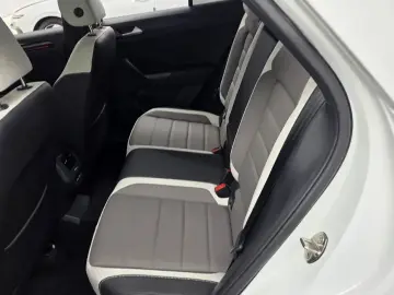2021 Volkswagen T-Roc с пробегом 65 998 км